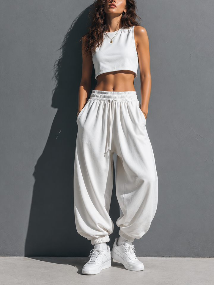 Women's Minimalist Cotton-Blend Activewear Set: Sleeveless Crewneck Crop Top & Loose-Fit Joggers MDZ2930E7ZJW