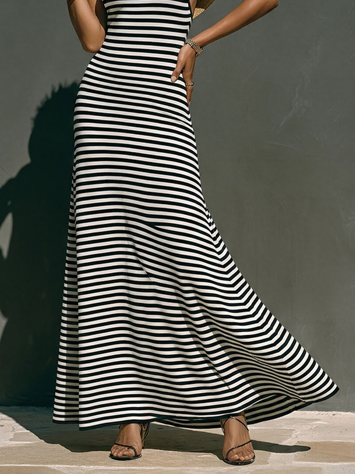 Women's Black & White Striped Stretch Knit Maxi Dress With Halter Strap & Bodycon Waist, Contemporary Versatile Resort Dress MDZ0343F3LYL